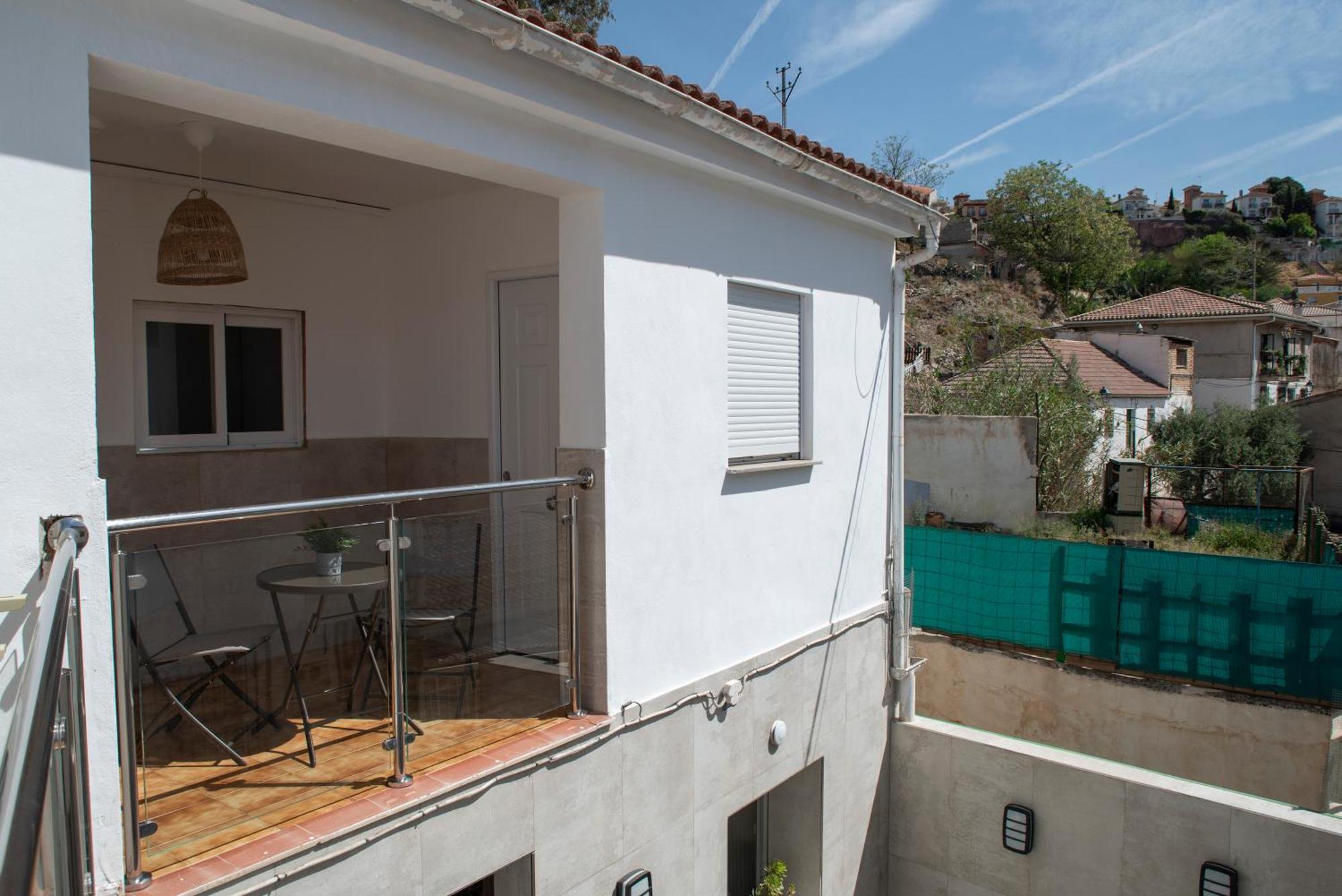 La Cueva De La Abuela Villa Cenes De La Vega Exterior foto